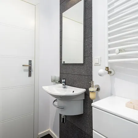 Kozielska Z Pieknym Ogrodem I Tarasem