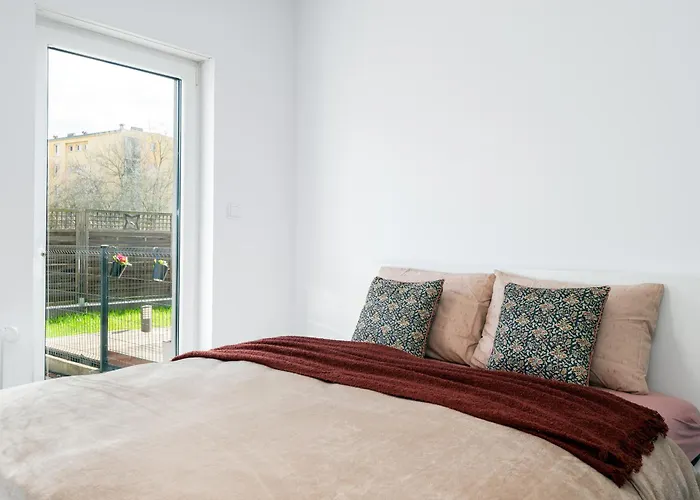 Kozielska Z Pieknym Ogrodem I Tarasem Gliwice